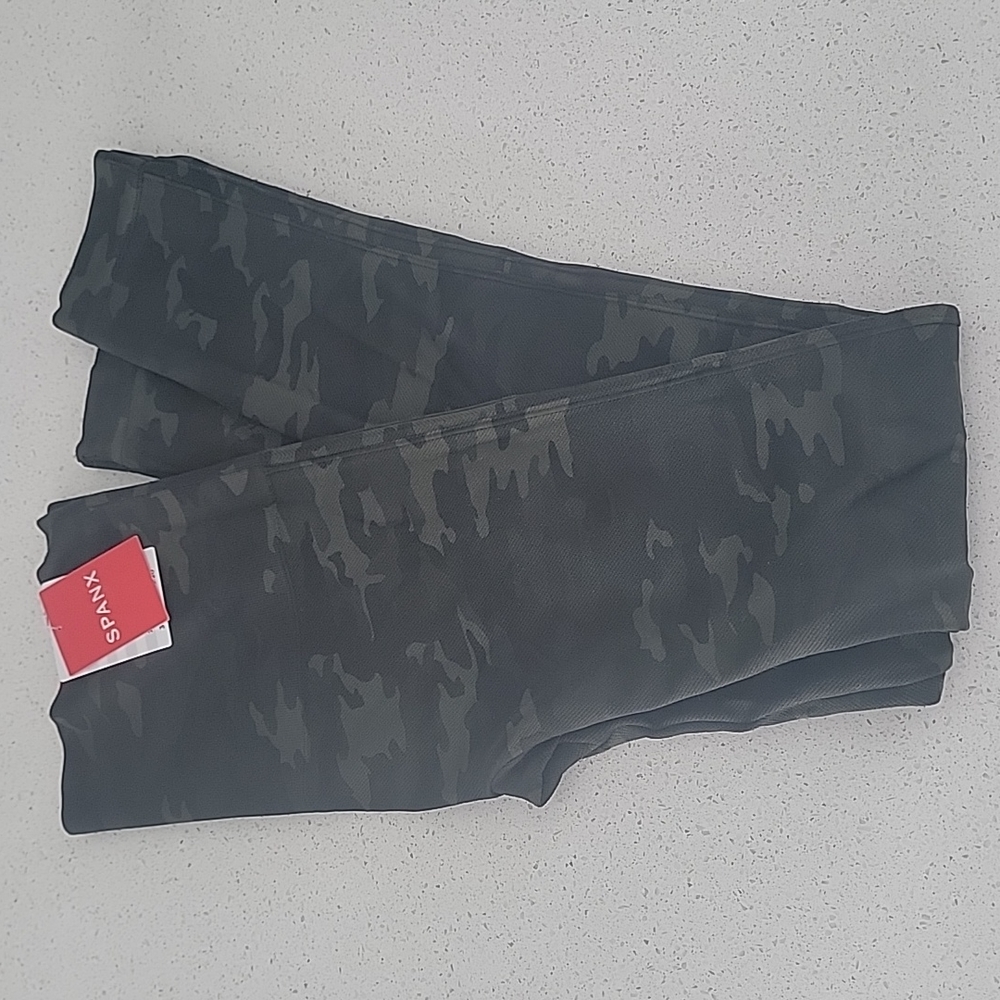 Spanx Camo leggings